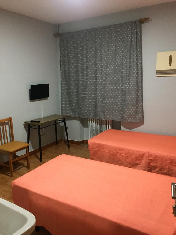 Hostal Rosales Aranda de Duero Kültér fotó